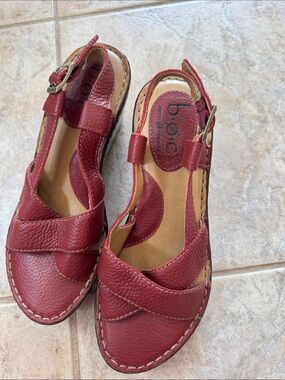b.o.c. Red Leather Slingback Clogs
